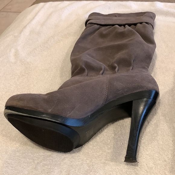 Michael Kors Kincade suede slouchy boots. - Picture 7 of 14
